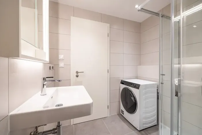 Pronájem bytu 1+kk, Praha, Milánská, 35 m2