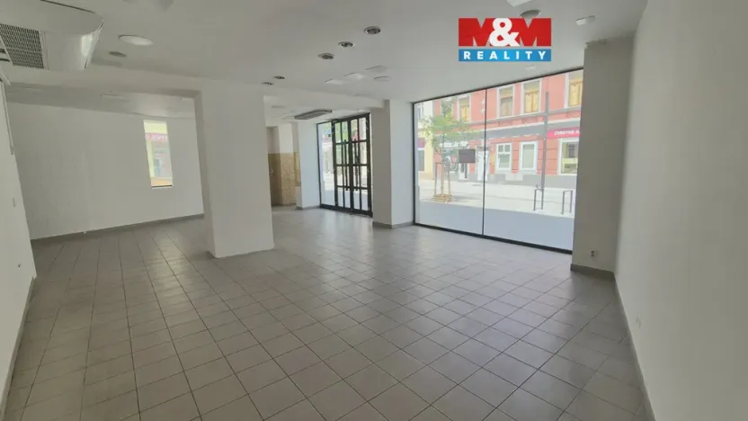 Pronájem obchodního prostoru, Kladno, Komenského, 121 m2