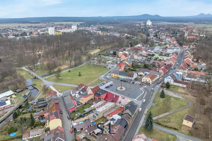 Prodej rodinného domu, Mimoň, nám. 1. máje, 256 m2