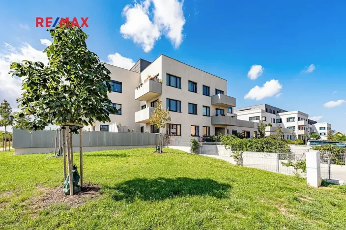 Prodej bytu 3+kk, Horoměřice, Karla IV., 80 m2