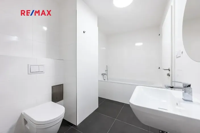 Prodej bytu 3+kk, Horoměřice, Karla IV., 80 m2