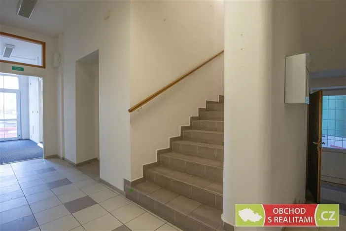 Prodej kanceláře, Chrudim - Chrudim IV, Lupáčova, 612 m2