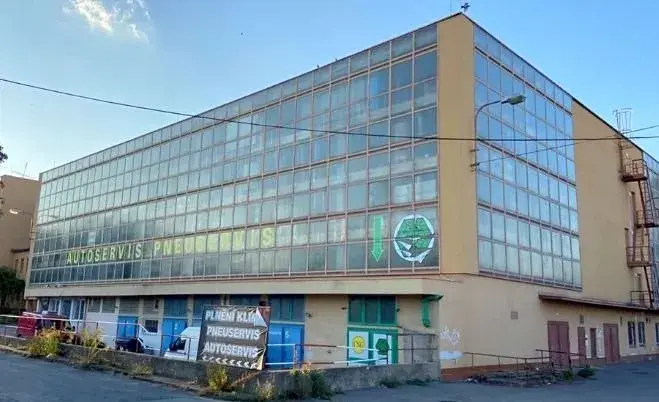 Prodej garážového stání, Praha - Střížkov, Lovosická, 18 m2