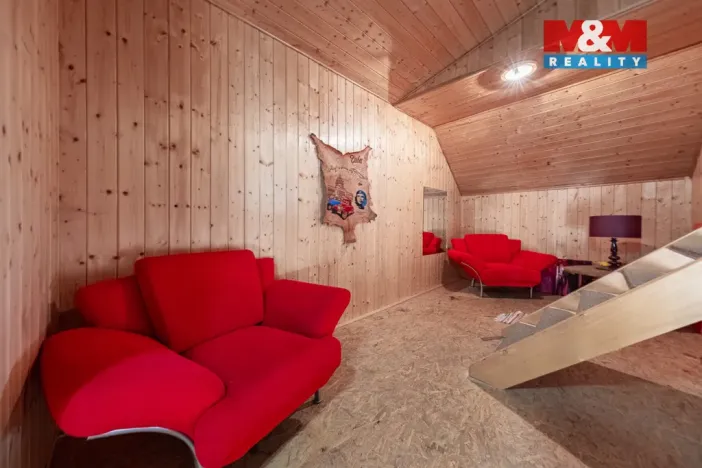 Prodej rodinného domu, Pluhův Žďár, 300 m2