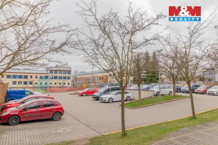 Pronájem bytu 2+kk, Čelákovice, náměstí 5. května, 60 m2