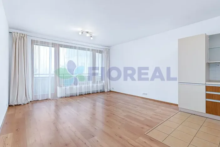 Prodej bytu 1+kk, Praha - Zličín, Vřesovická, 45 m2