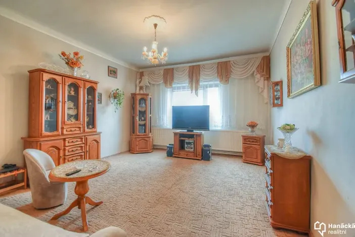 Prodej rodinného domu, Olomouc, Střední novosadská, 250 m2