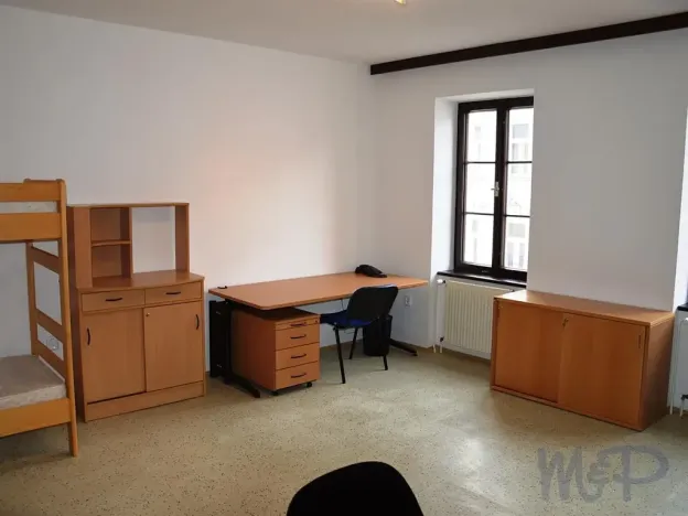 Pronájem bytu 1+kk, Jihlava, Benešova, 37 m2