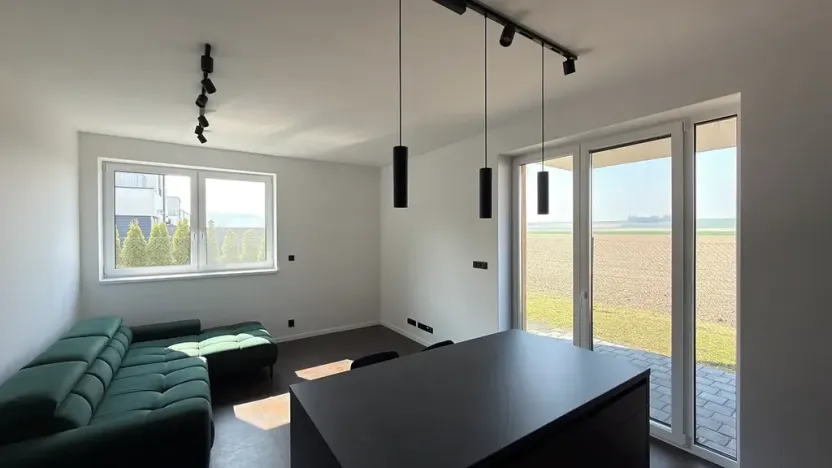 Prodej bytu 2+kk, Otice, Rybníčky, 50 m2