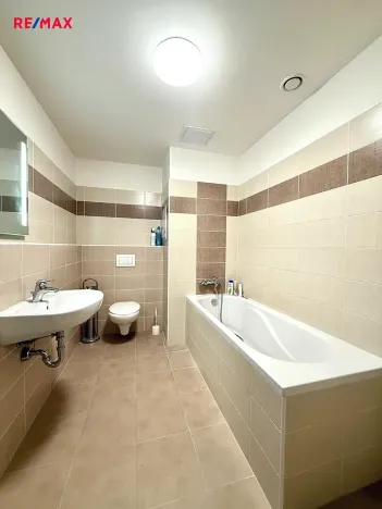 Pronájem bytu 2+kk, Plzeň, Koterovská, 66 m2