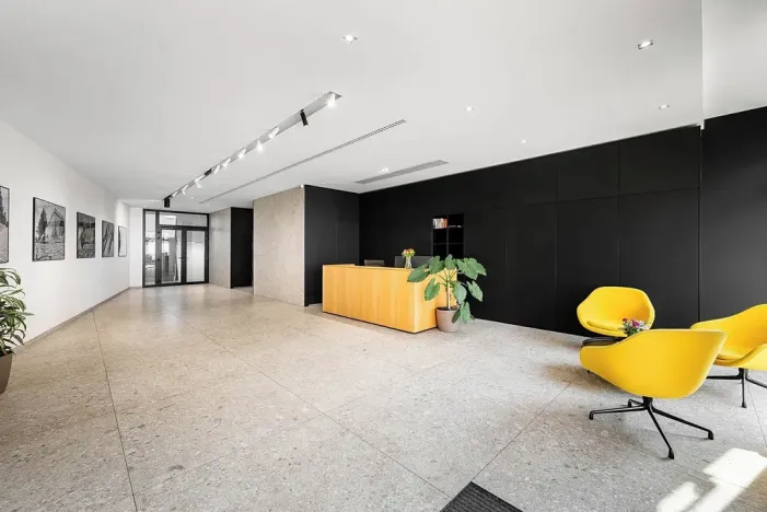 Pronájem obchodního prostoru, Praha - Holešovice, U Uranie, 500 m2