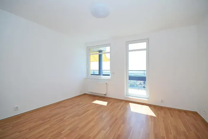 Pronájem bytu 5+kk, Praha - Libeň, Nad Okrouhlíkem, 186 m2