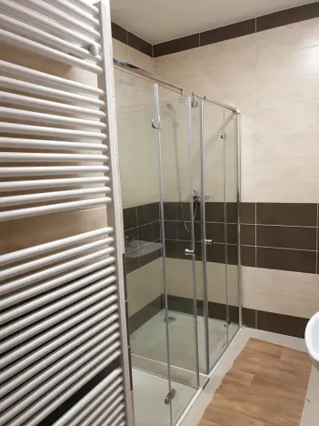 Pronájem pokoje, Chlumec nad Cidlinou, 30 m2