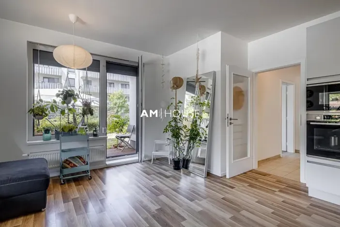 Pronájem bytu 3+kk, Praha - Strašnice, Zvěřinova, 70 m2