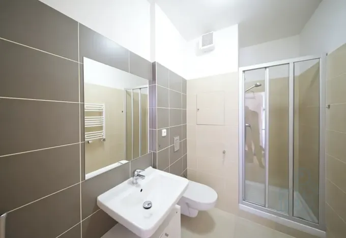 Pronájem bytu 1+kk, Praha - Kamýk, U Kamýku, 32 m2