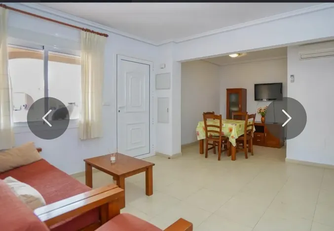 Prodej rodinného domu, Grand Alacant, Santa Pola , Alicante, Costa Blanca, Španělsko, 95 m2