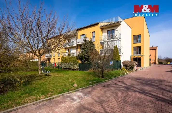 Pronájem bytu 2+kk, Hostivice, B. Němcové, 52 m2