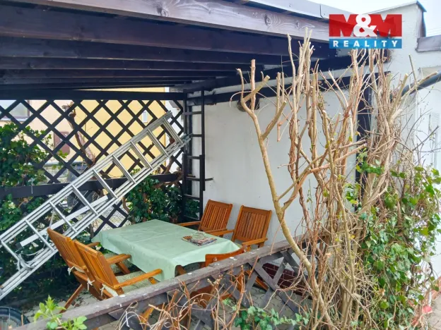 Pronájem atypického bytu, Opava - Jaktař, Šípková, 23 m2