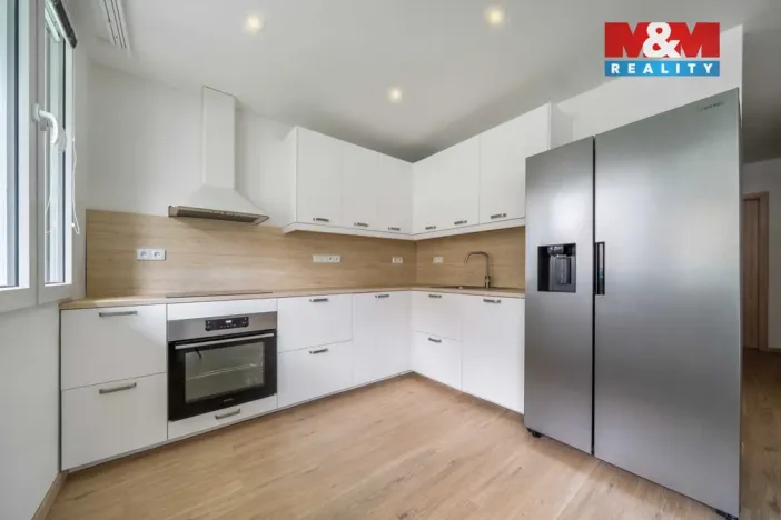 Prodej bytu 3+kk, Praha - Prosek, Veltruská, 54 m2