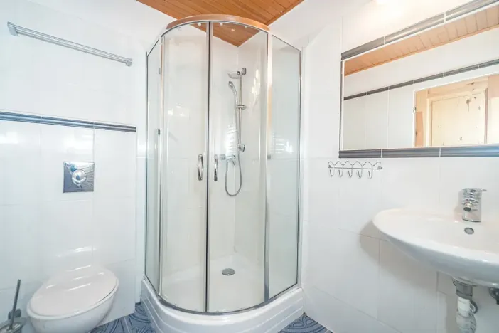 Prodej ubytování, Strážné, 350 m2