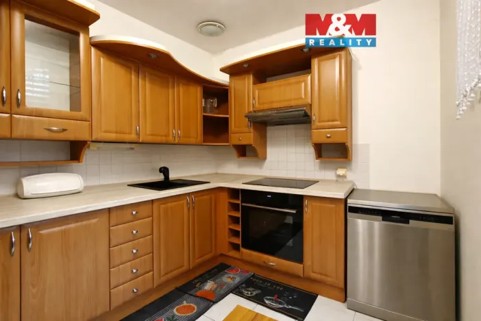 Pronájem bytu 2+1, Ostrava - Poruba, Čkalovova, 58 m2