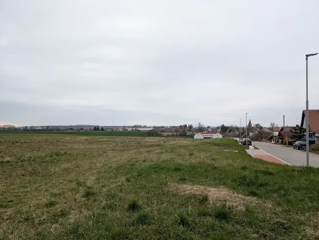 Prodej pozemku pro bydlení, Hořiněves, 987 m2