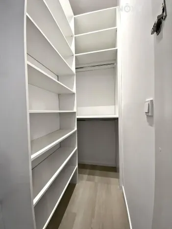 Pronájem bytu 2+kk, Praha - Holešovice, Plynární, 44 m2