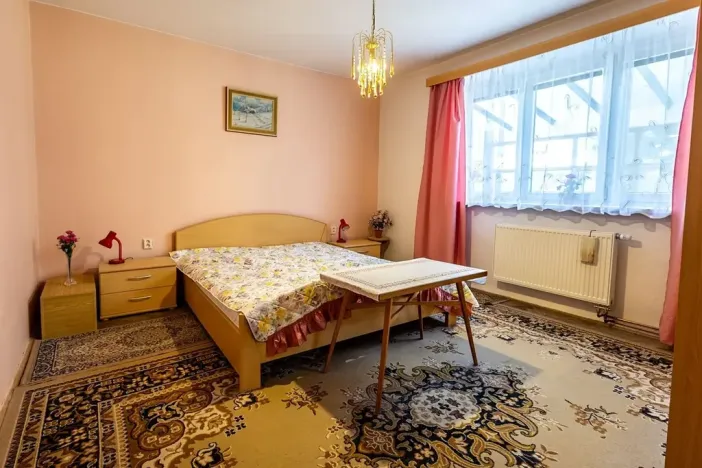 Pronájem rodinného domu, Hajany, 158 m2