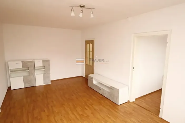 Pronájem bytu 3+1, Praha - Motol, Hennerova, 75 m2