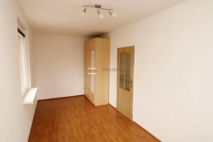 Pronájem bytu 3+1, Praha - Motol, Hennerova, 75 m2