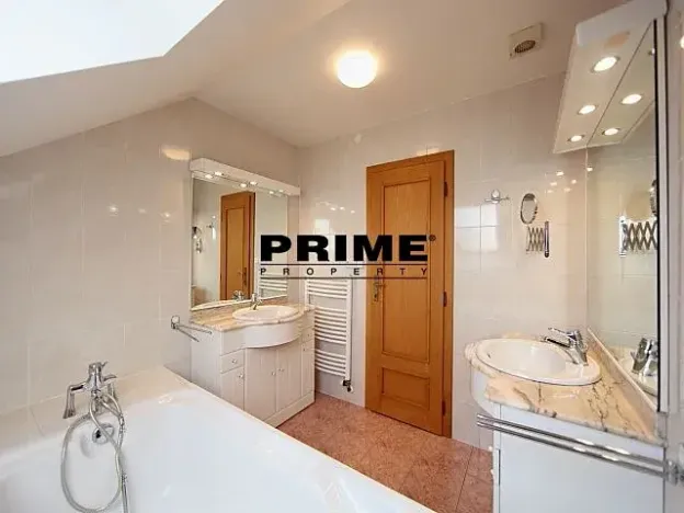 Pronájem rodinného domu, Praha - Nebušice, Malý dvůr, 340 m2