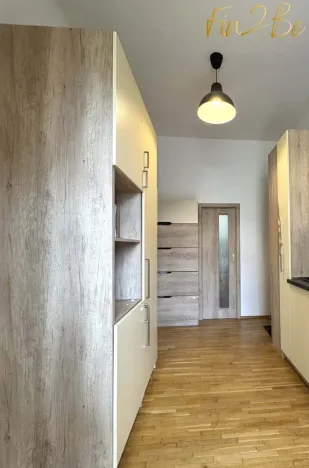 Pronájem bytu 3+kk, Praha - Libeň, V Holešovičkách, 70 m2
