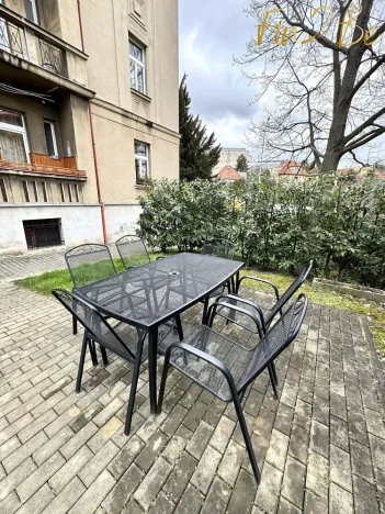Pronájem bytu 3+kk, Praha - Libeň, V Holešovičkách, 70 m2