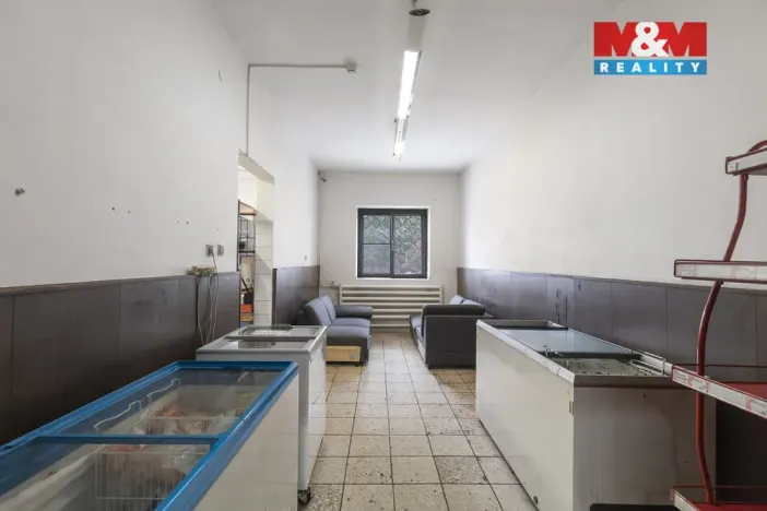 Prodej obchodního prostoru, Paskov, Náměstí, 250 m2