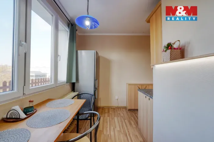 Pronájem bytu 3+1, Plzeň - Skvrňany, Macháčkova, 70 m2