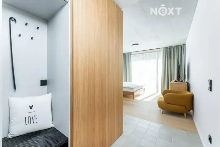 Pronájem bytu 1+kk, Benecko, 33 m2