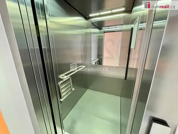 Pronájem bytu 2+kk, Praha - Stodůlky, Svitákova, 57 m2