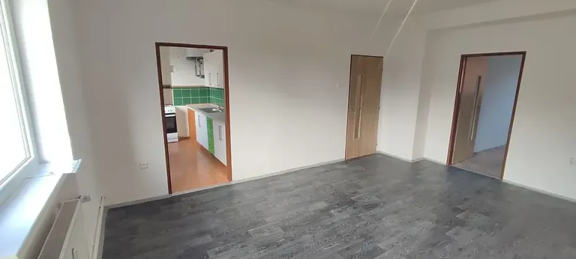 Pronájem bytu 2+1, Cheb, Kasární náměstí, 56 m2