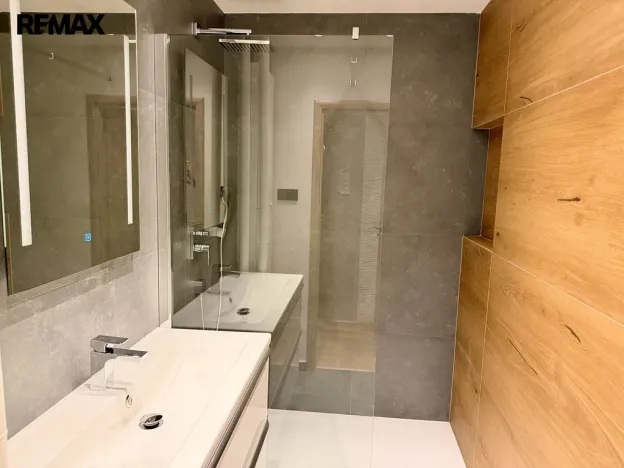 Prodej bytu 3+1, Praha - Michle, Pod dálnicí, 72 m2