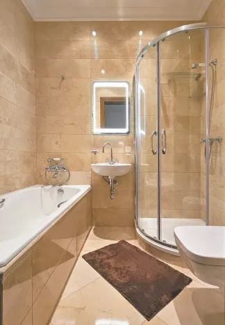 Prodej bytu 3+1, Praha - Malá Strana, Petřínská, 102 m2