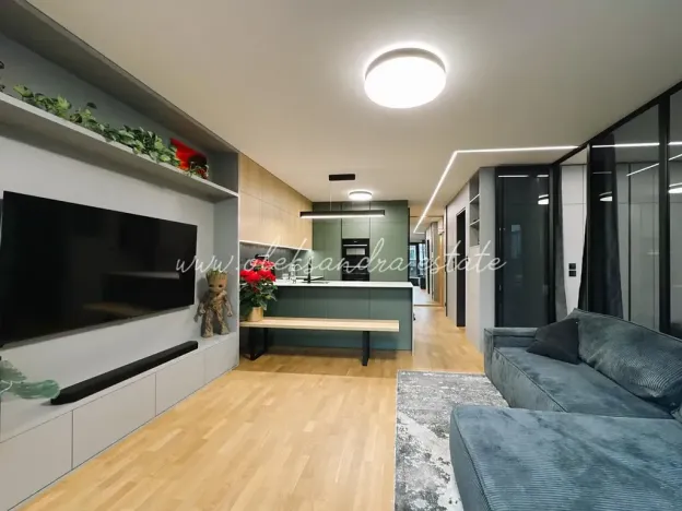 Prodej bytu 2+kk, Praha - Karlín, Křižíkova, 54 m2