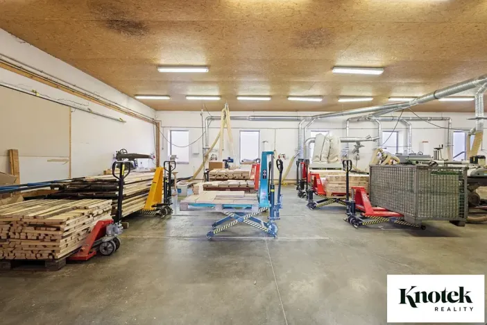 Prodej výrobních prostor, Račice-Pístovice, 479 m2