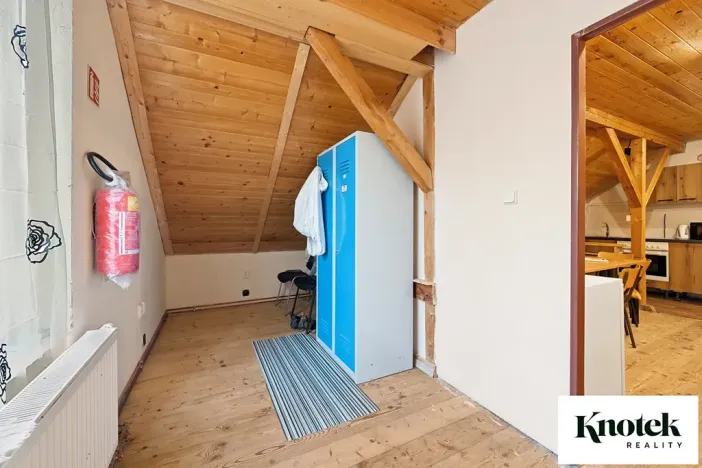 Prodej kanceláře, Račice-Pístovice, 479 m2