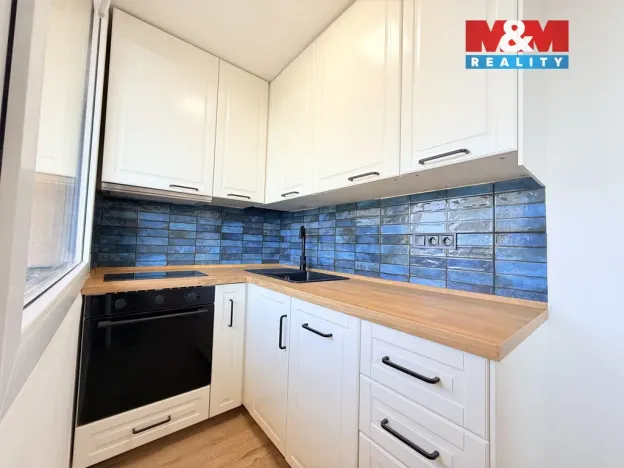 Prodej bytu 1+1, Kladno, Čs. armády, 35 m2