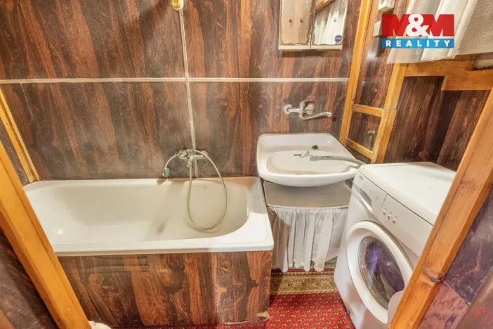 Prodej rodinného domu, Knovíz, 162 m2