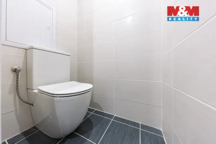 Prodej bytu 1+1, Chodov, náměstí 9. května, 36 m2