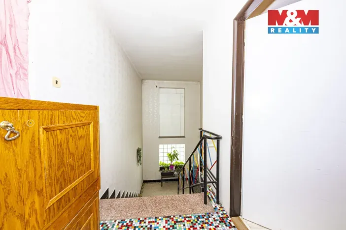 Prodej rodinného domu, Chvaletice, Husova, 76 m2