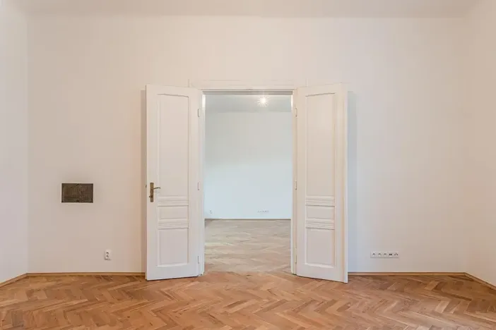 Pronájem bytu 2+kk, Praha - Vinohrady, Mánesova, 67 m2