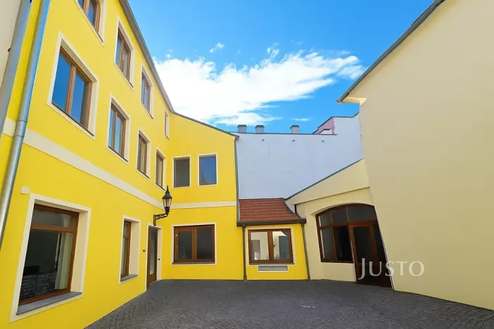 Pronájem restaurace, Písek, V Koutě, 230 m2