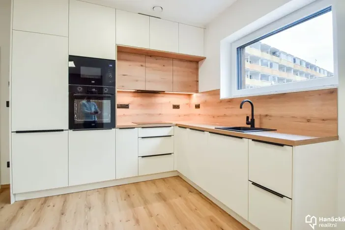 Pronájem bytu 2+kk, Olomouc, Hálkova, 61 m2